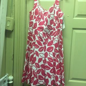 Pink and white jones wear summer dress